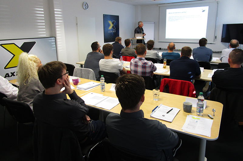 Axelent_ProfiServices_Seminar.jpg)