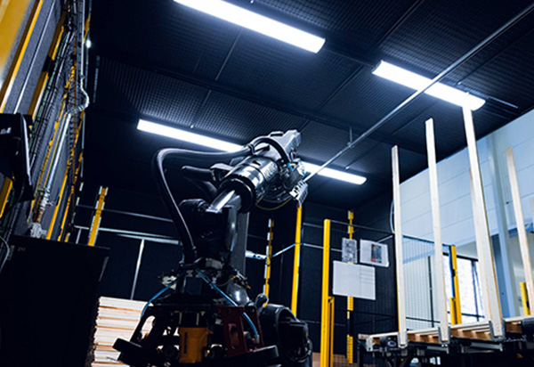 Feststehende trennende Schutzeinrichtungen verhindern den Zugang zu Gefahrenstellen