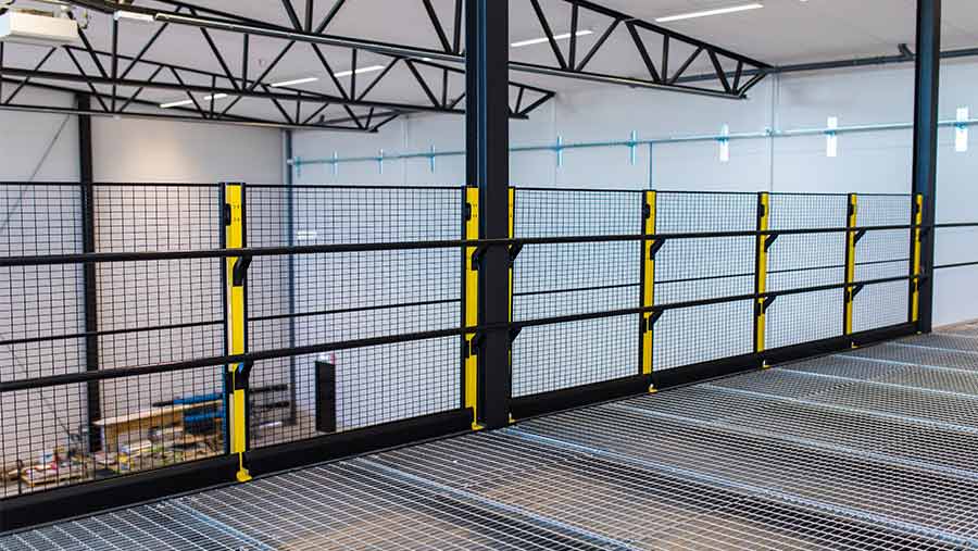 Höhe 2300 mm mit Elemente