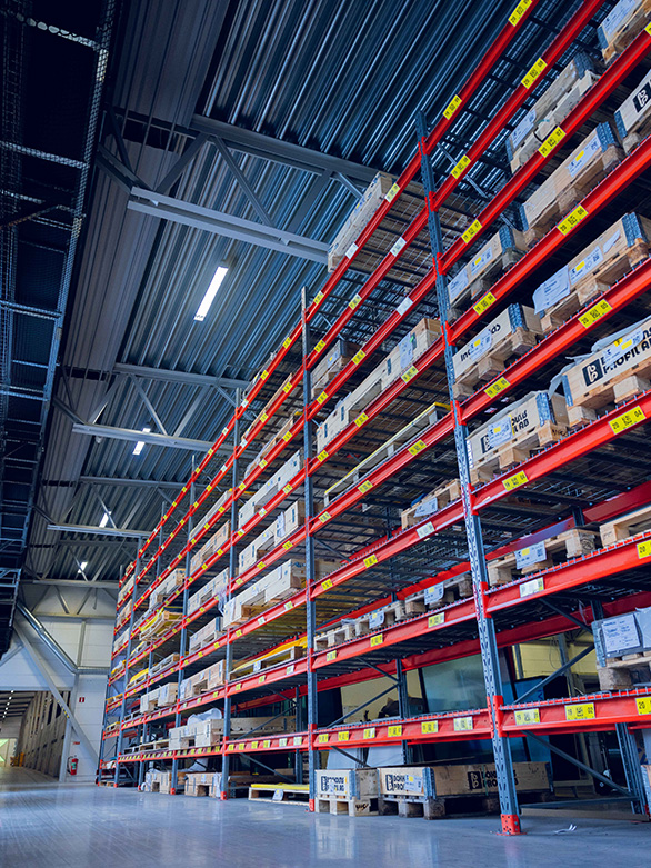 Lagerlogistik und Warenhandling